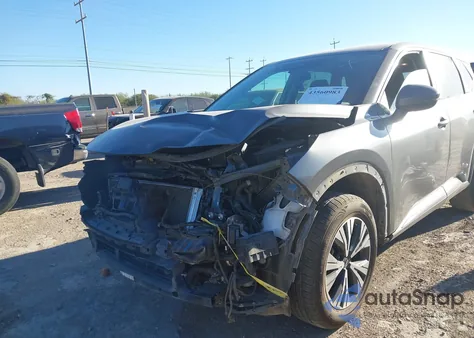 2022 Nissan Rogue Sv Fwd z USA, uszkodzony, nr VIN 5N1BT3BA6NC692757